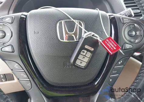 2017 Honda Pilot Touring из США, поврежденный, VIN 5FNYF6H90HB044987